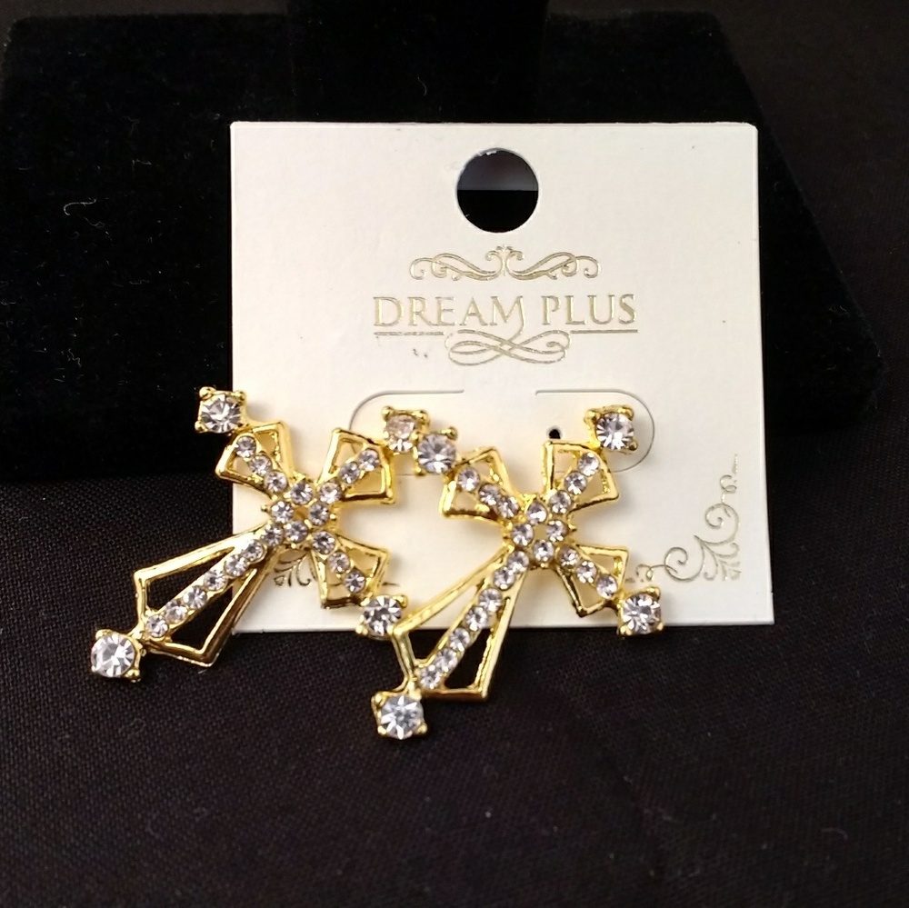 New Deam Plus Gold Crystal Earrings